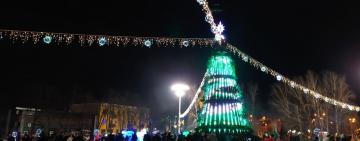  Ялинки і ілюмінацій не буде: мер Ізмаїлу пояснив, чому цього року місто не буде встановлювати новорічні атрибути